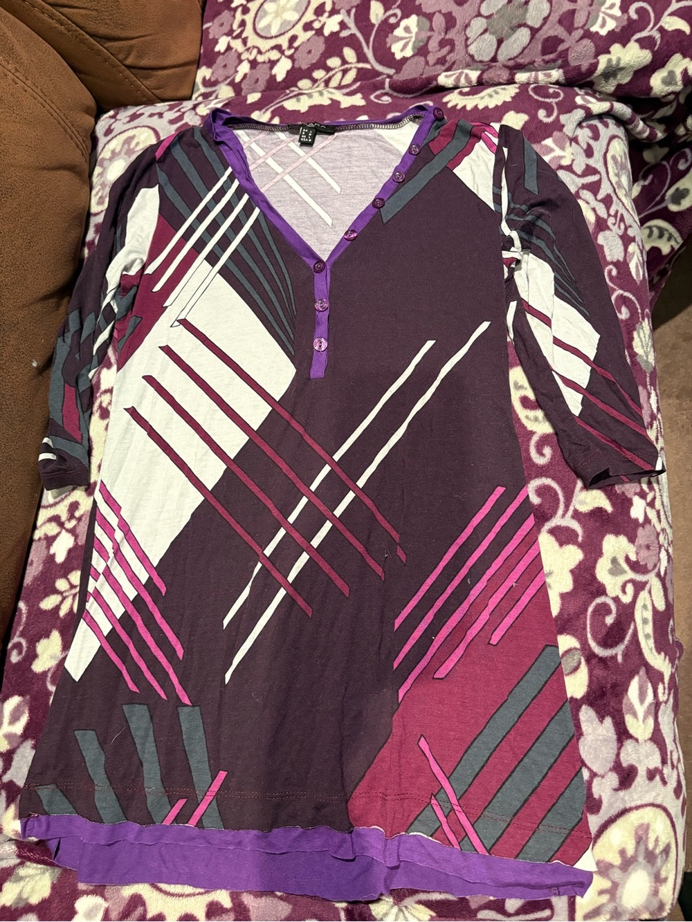 Women's Purple Geometric V-Neck Long Sleeve Top